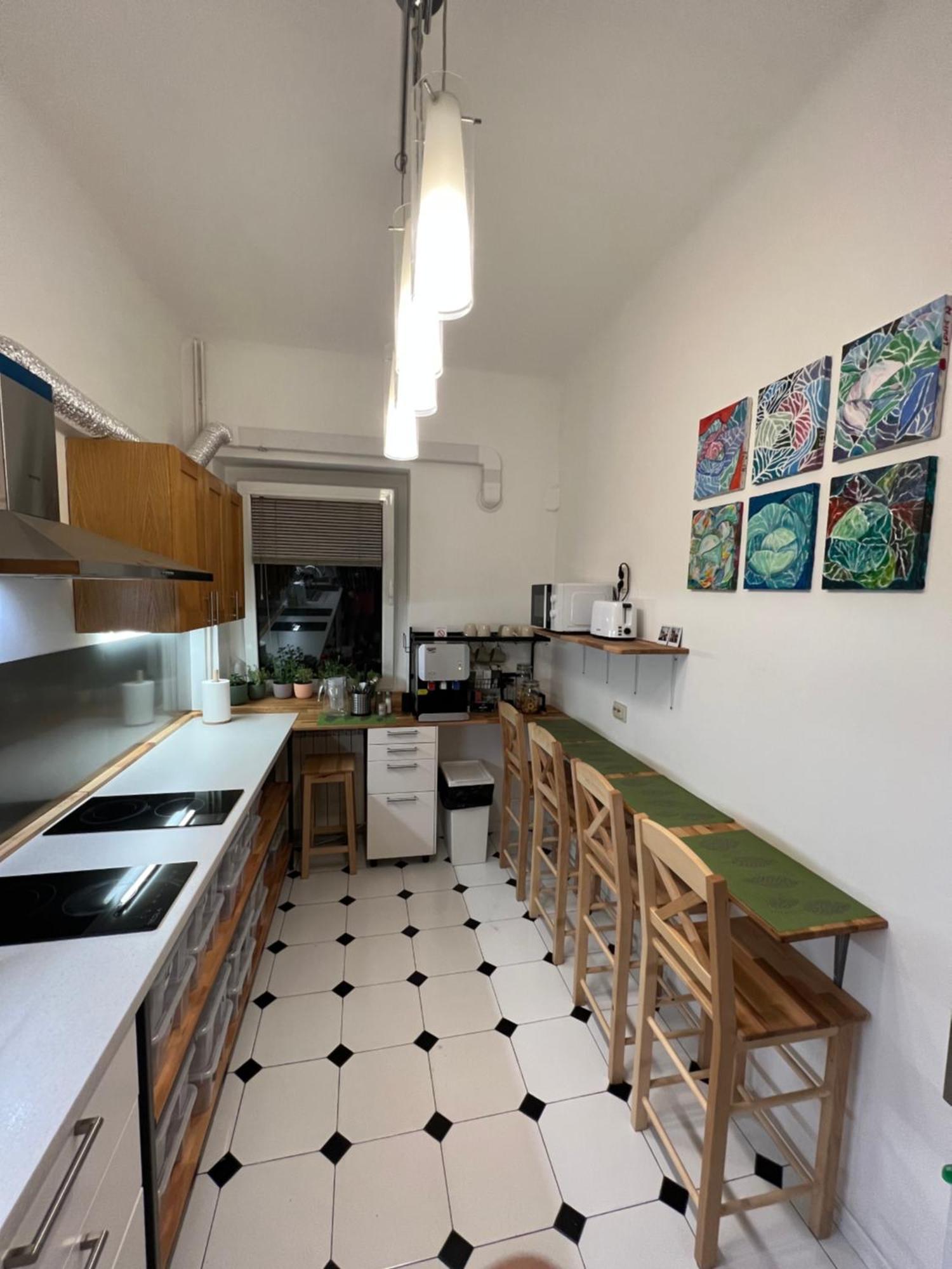 Cabbage Hostel Белград Екстериор снимка
